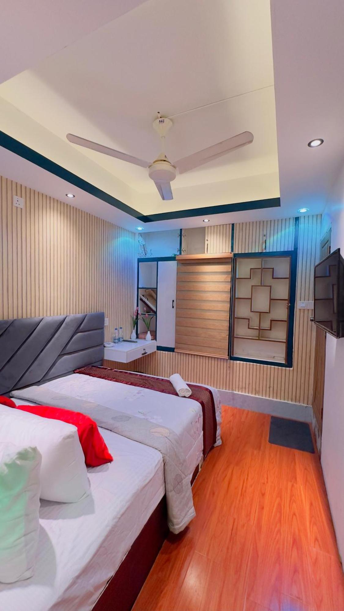 Rezala Restaurant And Residence Dhaka Extérieur photo